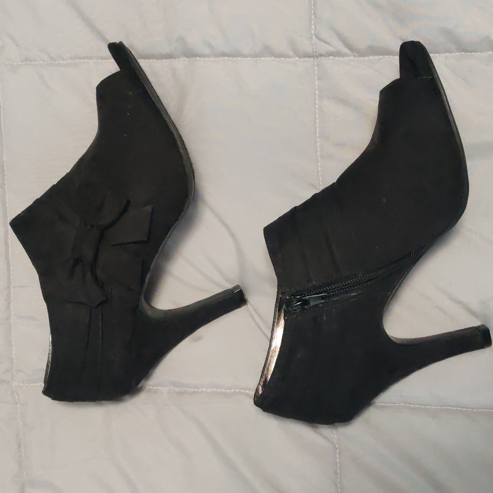 Black Suede High heel Shoes